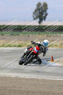 media/May-25-2025-Lets Ride (Sun) [[0ff033e448]]/B Group/1120am (Grapevine)/